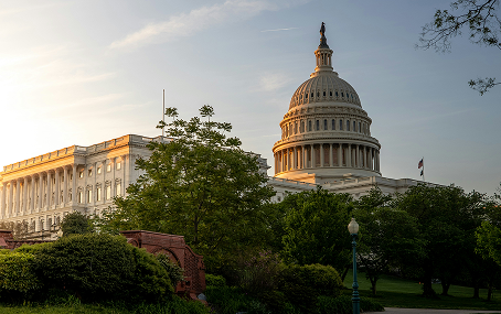 New Jersey’s Conservative Shift, Opening Gubernatorial Debate Attract Washington Attention image